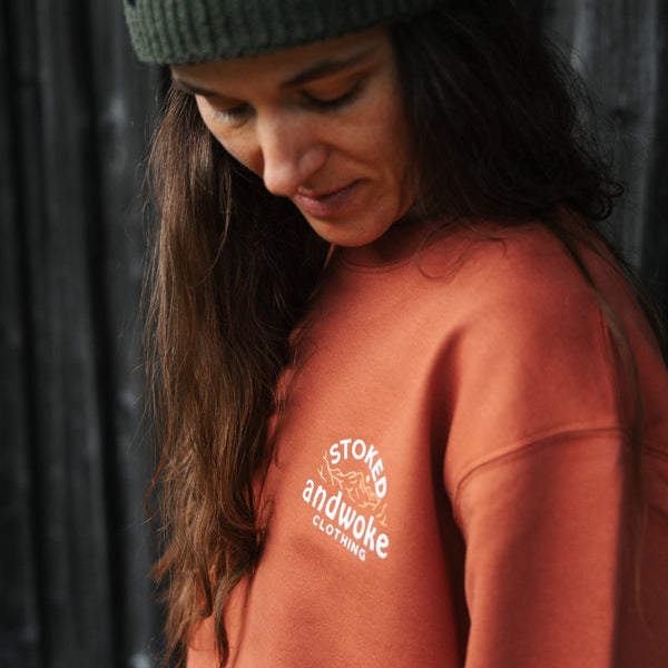 Organic "Keep wandering" Sweatshirt - Stoked&Woke Clothing